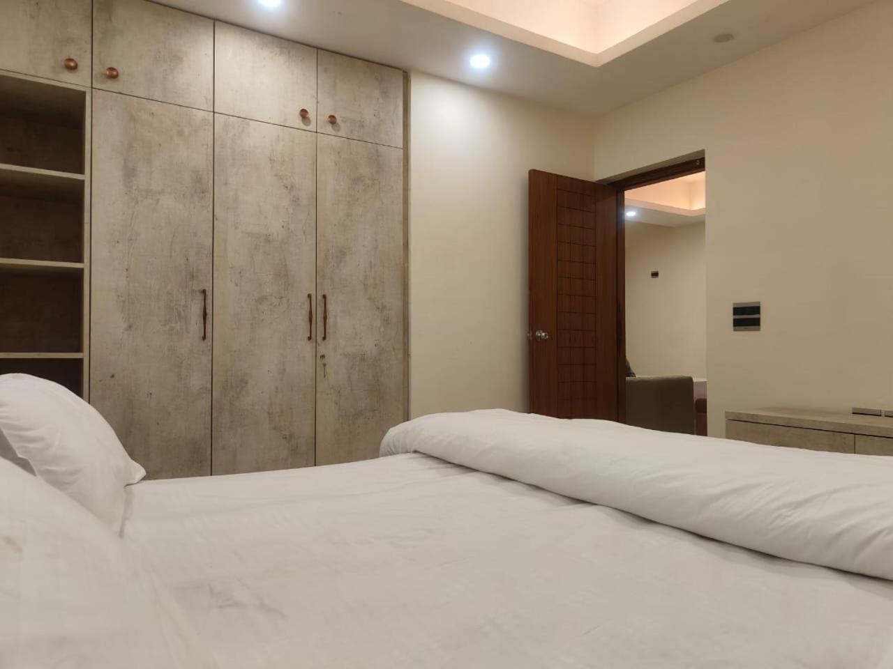 Villa In Vrindavan, Hare Krishna M エクステリア 写真